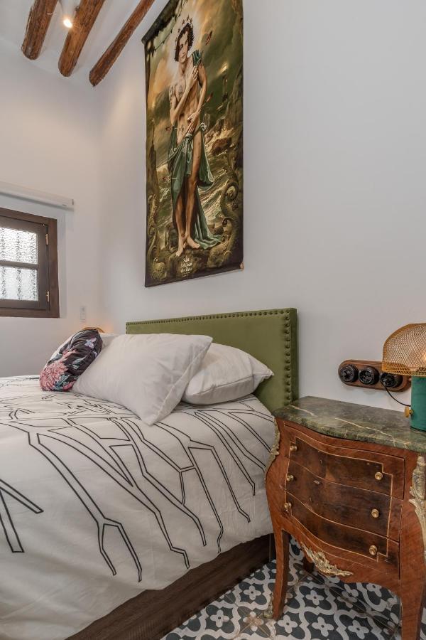 Tuguest Puerta Del Dauro Apartment Гранада Экстерьер фото